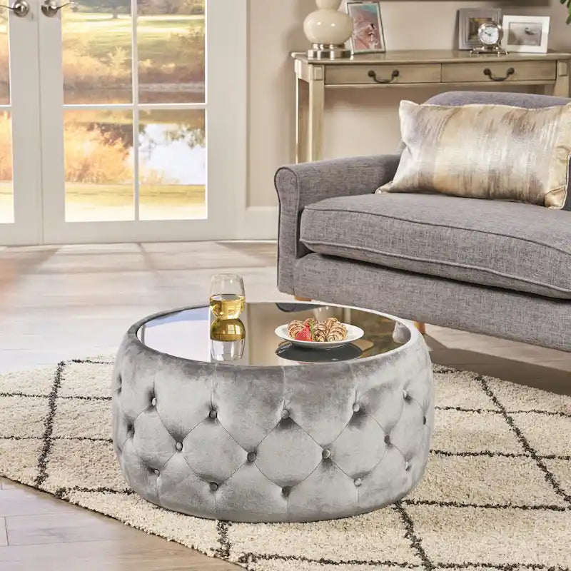 Table basse pouf en velours glamour et verre trempé