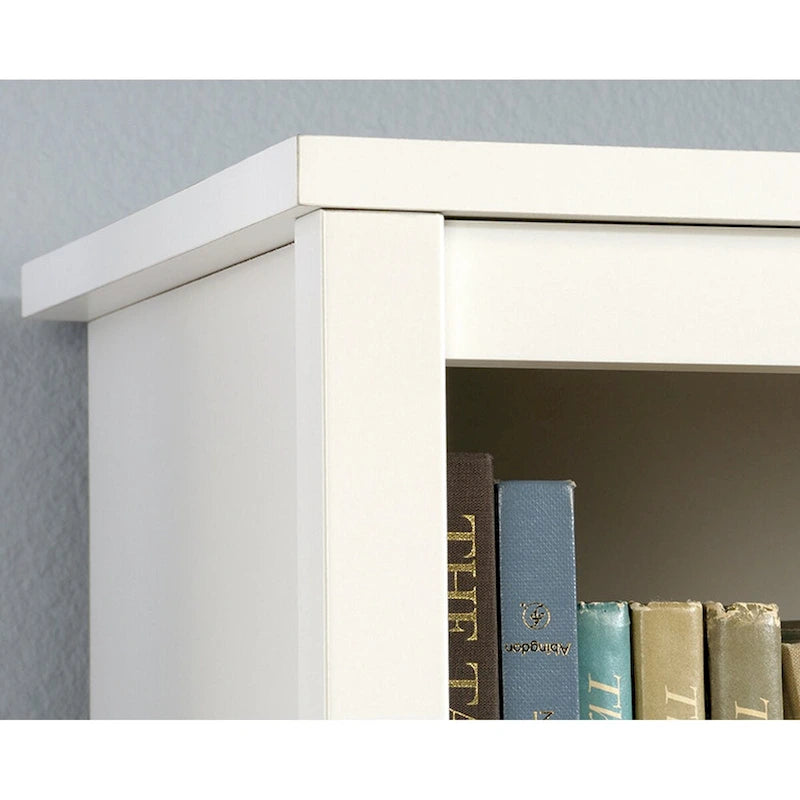 Bibliothèque avec portes